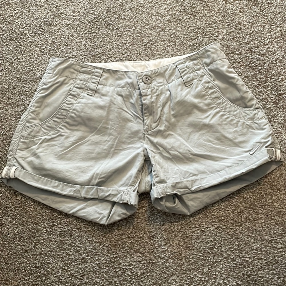 Nike grey golf shorts